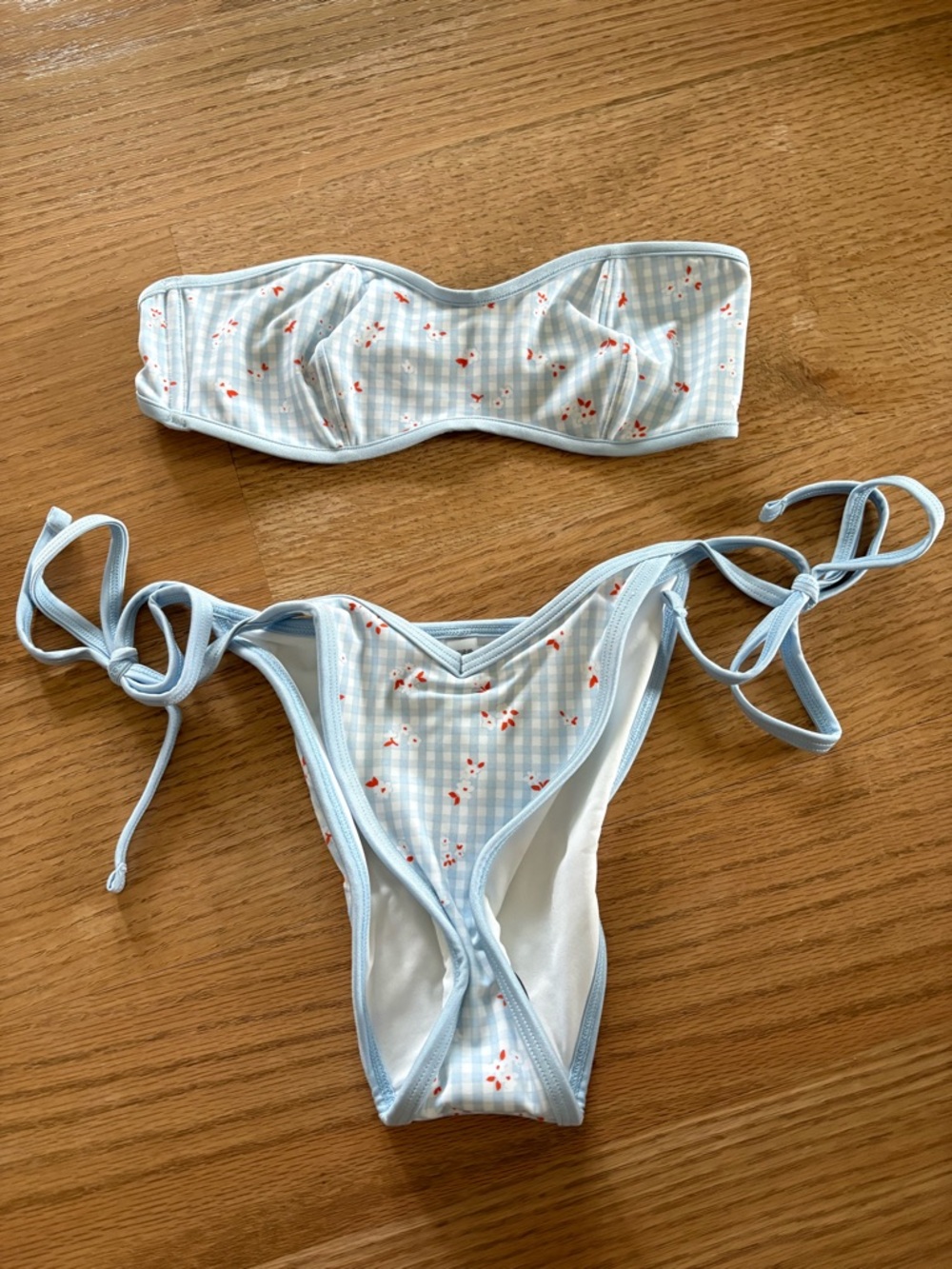 Frankie’s bikinis set